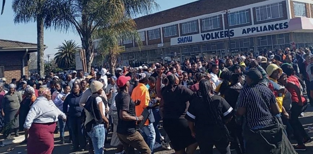 INews Piet Retief Residents Take To The Street patrick-mthiyane-on-linkedin-in-the-line-of-duty